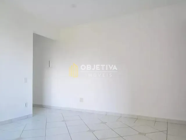 Apartamento 2 quartos e 2 banheiros, para alugar, no bairro Boa Vista em Porto Alegre