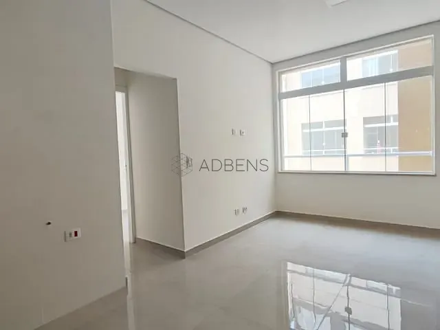 Apartamento 1 quarto e 1 banheiro, para alugar, no bairro República em São Paulo