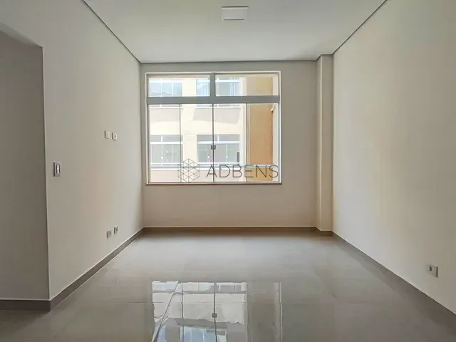 Apartamento 1 quarto e 1 banheiro, para alugar, no bairro República em São Paulo