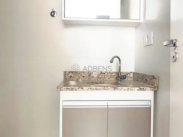 Apartamento 1 quarto e 1 banheiro, para alugar, no bairro República em São Paulo
