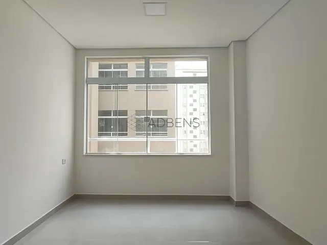 Apartamento 1 quarto e 1 banheiro, para alugar, no bairro República em São Paulo