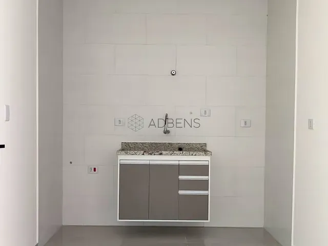 Apartamento 1 quarto e 1 banheiro, para alugar, no bairro República em São Paulo