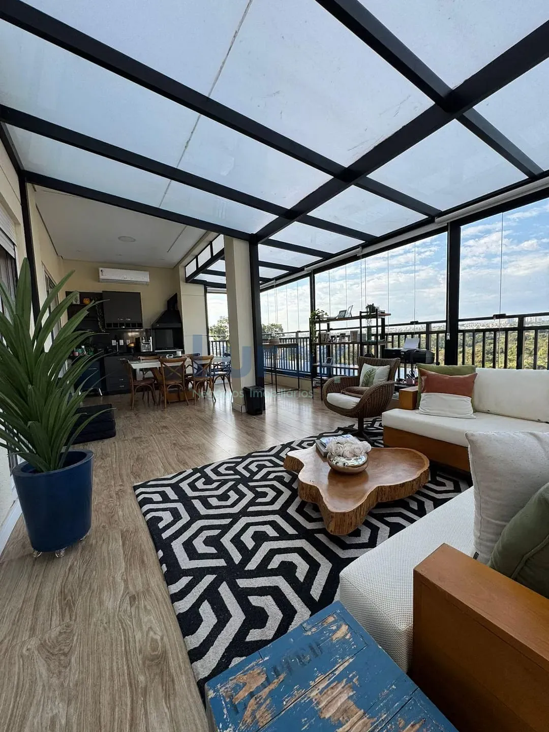 Apartamento, 3 quartos, 134 m² - Foto 2