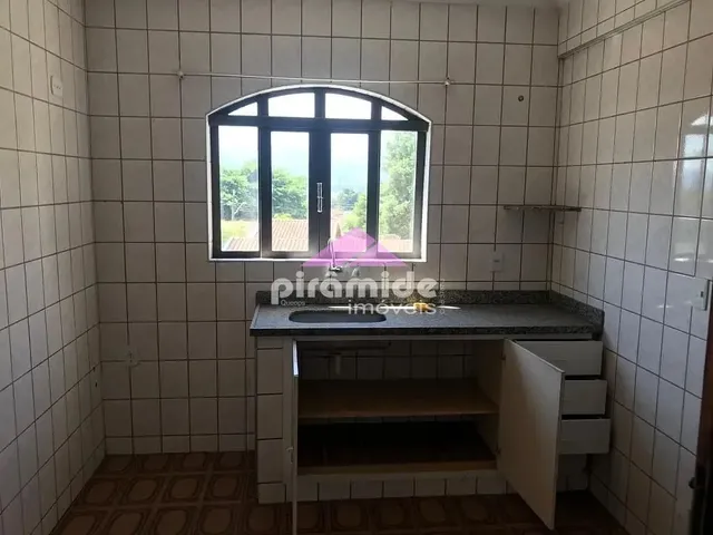 Apartamento com 140m² 3 quartos e 2 banheiros, à venda, no bairro Tabaú em Pindamonhangaba