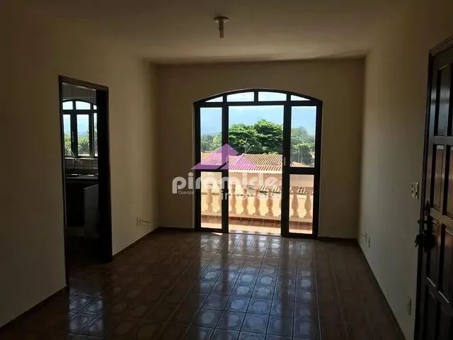 Apartamento com 140m² 3 quartos e 2 banheiros, à venda, no bairro Tabaú em Pindamonhangaba