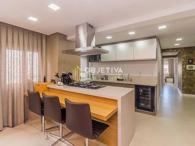 Apartamento com 137m² 3 quartos e 3 banheiros, à venda, no bairro Petrópolis em Porto Alegre