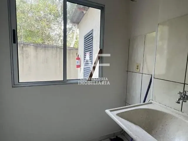 Apartamento com 50m² 2 quartos e 1 banheiro, para alugar, no bairro Morada dos Nobres em Taubaté