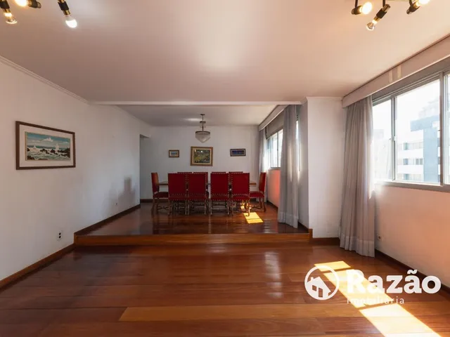 Apartamento 3 quartos e 3 banheiros, para alugar, no bairro Batel em Curitiba