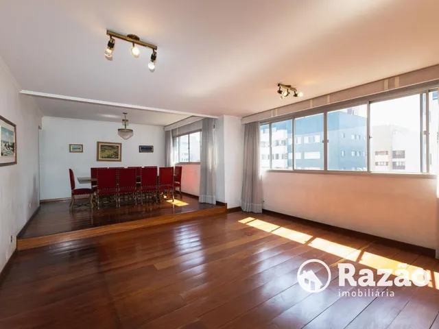 Apartamento 3 quartos e 3 banheiros, para alugar, no bairro Batel em Curitiba