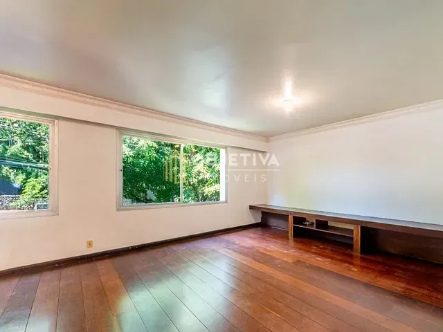 Apartamento 3 quartos e 2 banheiros, à venda, no bairro Bela Vista em Porto Alegre