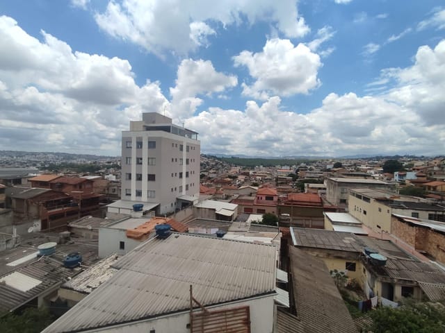 Apartamento 3 quartos e 2 banheiros, à venda, no bairro Coqueiros em Belo Horizonte