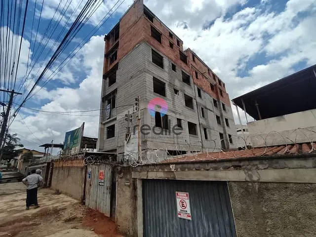 Apartamento 3 quartos e 2 banheiros, à venda, no bairro Coqueiros em Belo Horizonte