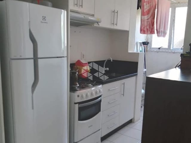 Apartamento 2 quartos e 1 banheiro, à venda, no bairro Nossa Senhora do Rosário em Caxias do Sul