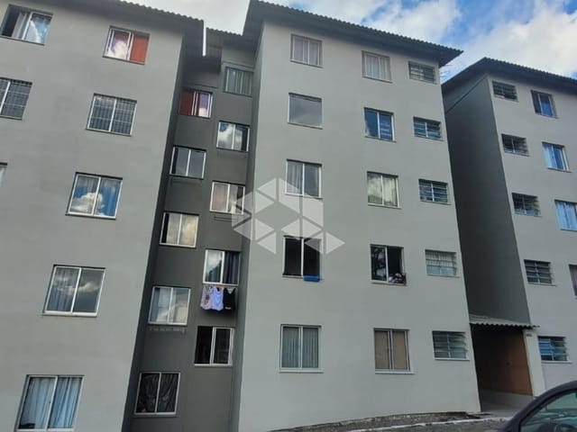 Apartamento 2 quartos e 1 banheiro, à venda, no bairro Nossa Senhora do Rosário em Caxias do Sul