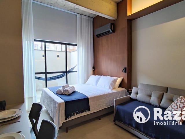 Apartamento 1 quarto e 1 banheiro, para alugar, no bairro Água Verde em Curitiba