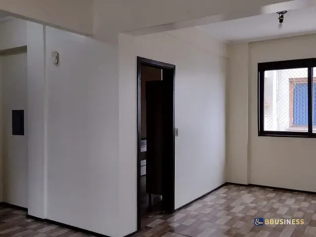 Apartamento 2 quartos e 1 banheiro, à venda, no bairro Madureira em Caxias do Sul