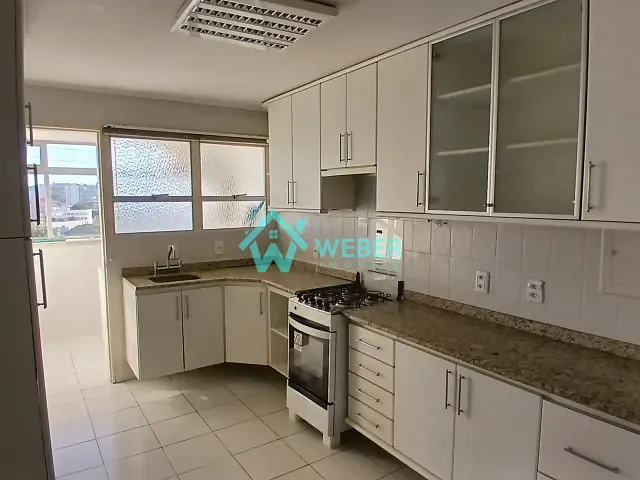 Apartamento 2 quartos e 1 banheiro, para alugar, no bairro Centro em Novo Hamburgo
