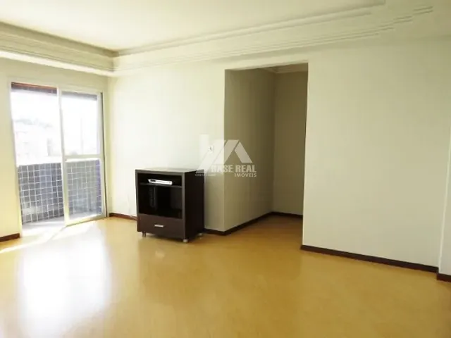 Apartamento 3 quartos e 2 banheiros, à venda, no bairro Órfãs em Ponta Grossa