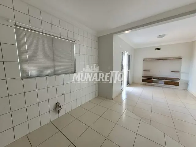 Apartamento com 80m² 3 quartos e 1 banheiro, à venda, no bairro Poente do Sol em Concórdia