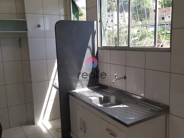 Apartamento 2 quartos e 1 banheiro, à venda, no bairro Jardim São José em Belo Horizonte
