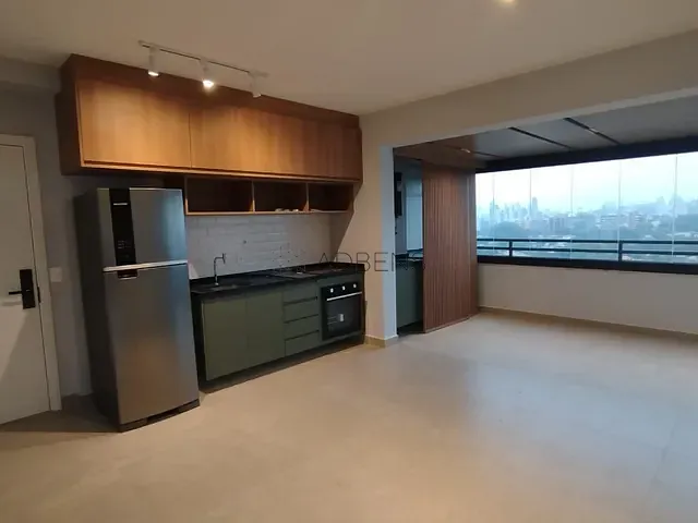 Apartamento 2 quartos e 2 banheiros, para alugar, no bairro Pinheiros em São Paulo