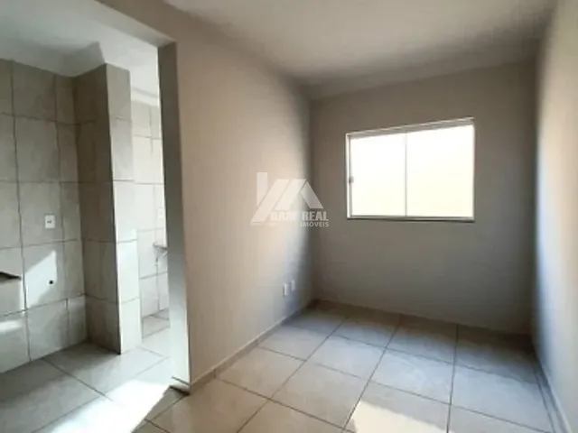 Apartamento com 83m² 2 quartos e 1 banheiro, à venda, no bairro Oficinas em Ponta Grossa