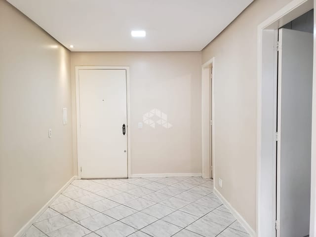 Apartamento 2 quartos e 1 banheiro, à venda, no bairro Santa Catarina em Caxias do Sul