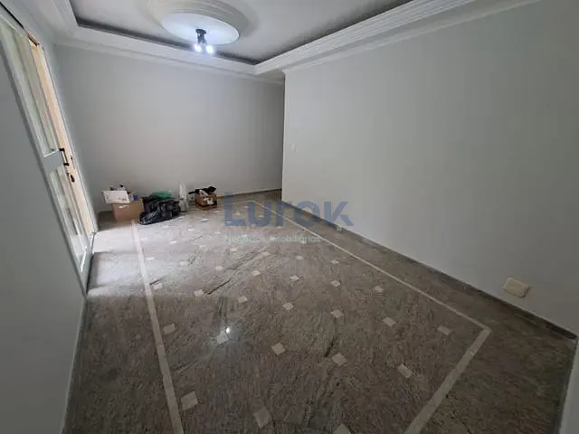 Apartamento com 78m² 3 quartos e 2 banheiros, para alugar, no bairro Loteamento Parque São Martinho em Campinas