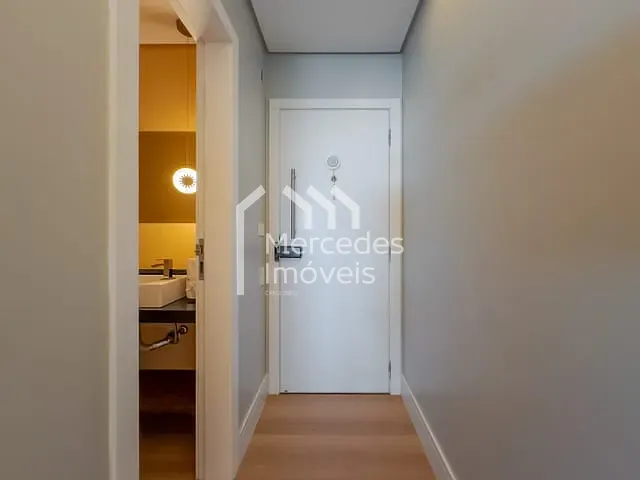 Apartamento com 259m² 3 quartos e 4 banheiros, para alugar, no bairro Centro em Itajaí