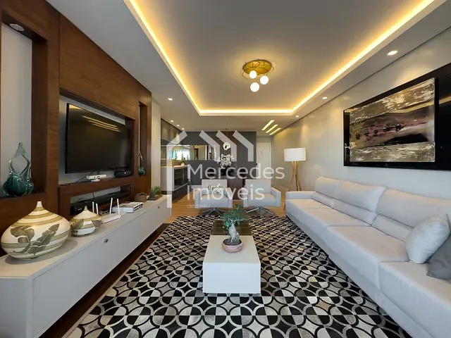 Apartamento com 259m² 3 quartos e 4 banheiros, para alugar, no bairro Centro em Itajaí