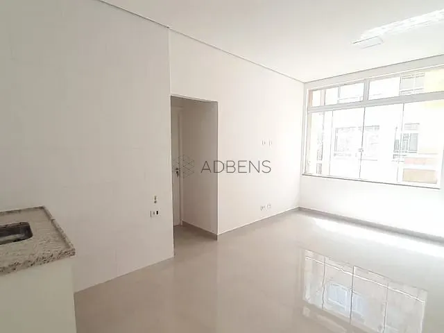 Apartamento 1 quarto e 1 banheiro, para alugar, no bairro República em São Paulo