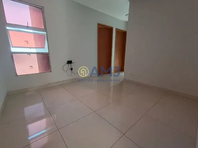 Apartamento 2 quartos e 1 banheiro, à venda, no bairro Vila Oliveira em Aparecida de Goiânia