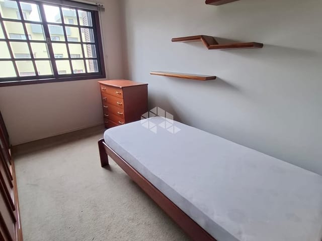 Apartamento 3 quartos e 1 banheiro, à venda, no bairro Panazzolo em Caxias do Sul