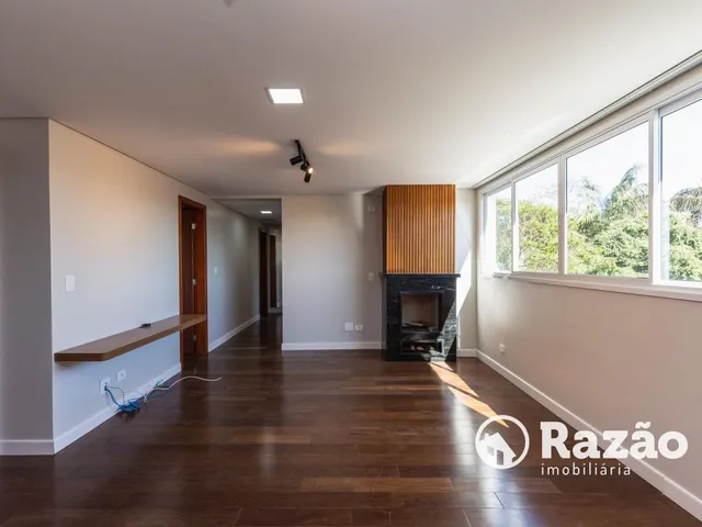 Apartamento 2 quartos e 4 banheiros, para alugar, no bairro Campo Comprido em Curitiba