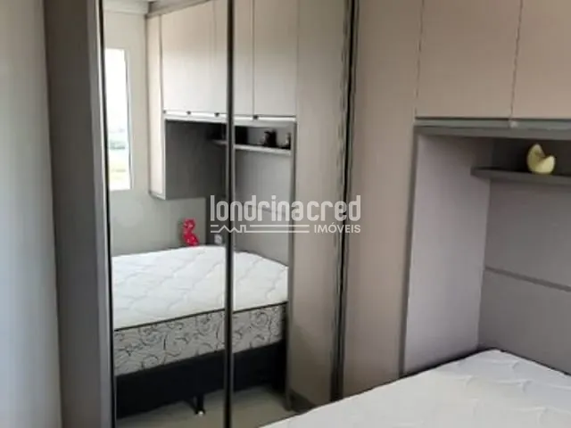 Apartamento 2 quartos e 1 banheiro, à venda, no bairro Jardim Vitória em Cambé