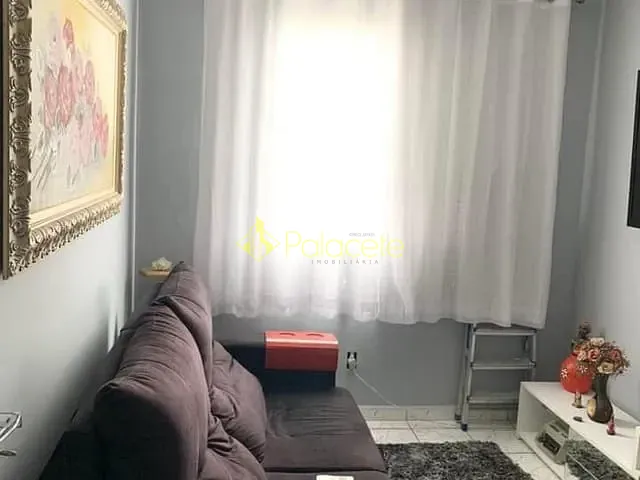 Apartamento 2 quartos e 1 banheiro, à venda, no bairro Parque São Luís em Taubaté
