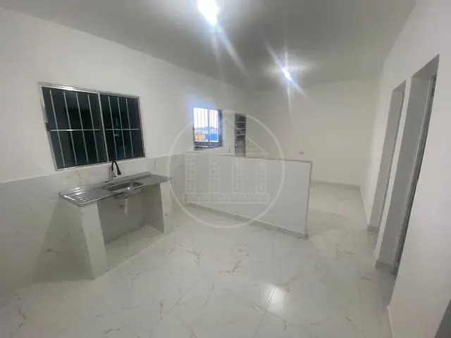 Apartamento com 200m² 2 quartos e 1 banheiro, para alugar, no bairro Vila Rubi em São Paulo