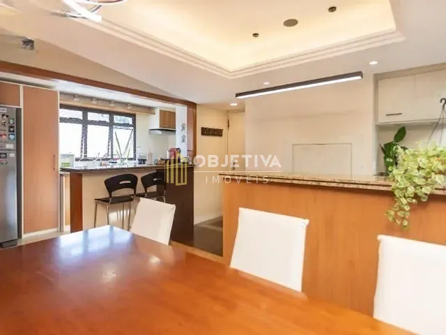 Apartamento com 200m² 3 quartos e 3 banheiros, à venda, no bairro Petrópolis em Porto Alegre