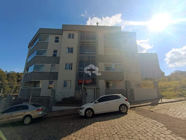 Apartamento 2 quartos e 1 banheiro, à venda, no bairro Charqueadas em Caxias do Sul