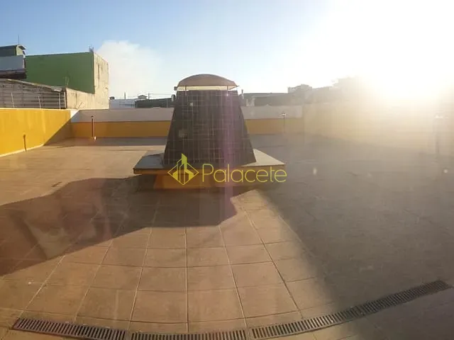 Apartamento 2 quartos e 2 banheiros, para alugar, no bairro São Benedito em Pindamonhangaba