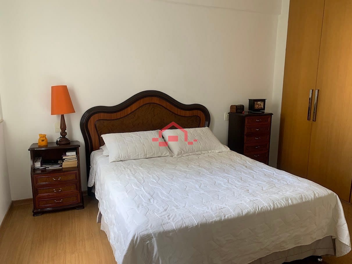 Apartamento para alugar com 4 quartos, 220m² - Foto 3