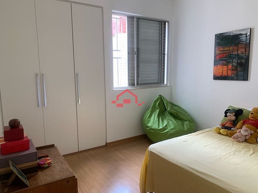 Apartamento para alugar com 4 quartos, 220m² - Foto 7