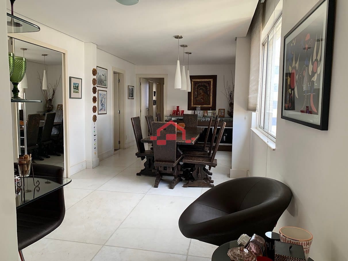 Apartamento para alugar com 4 quartos, 220m² - Foto 17