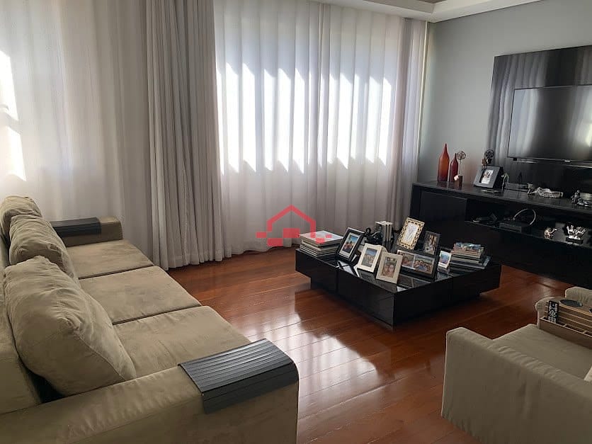 Apartamento para alugar com 4 quartos, 220m² - Foto 22
