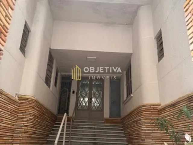 Apartamento 2 quartos e 1 banheiro, à venda, no bairro Petrópolis em Porto Alegre