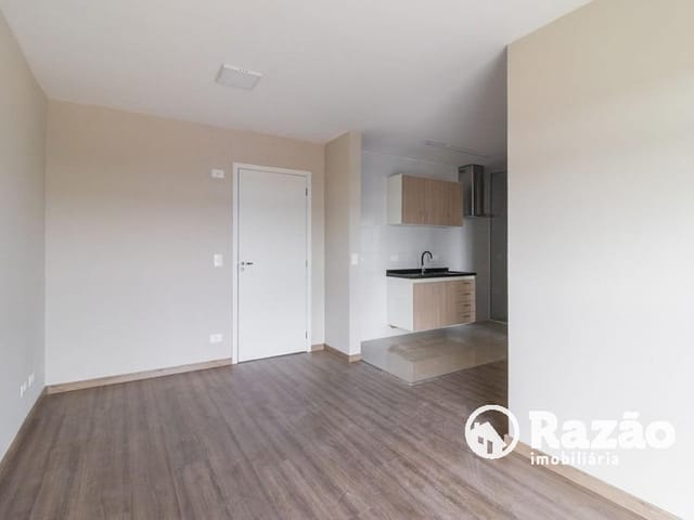 Apartamento 2 quartos e 1 banheiro, para alugar, no bairro Jardim Amélia em Pinhais