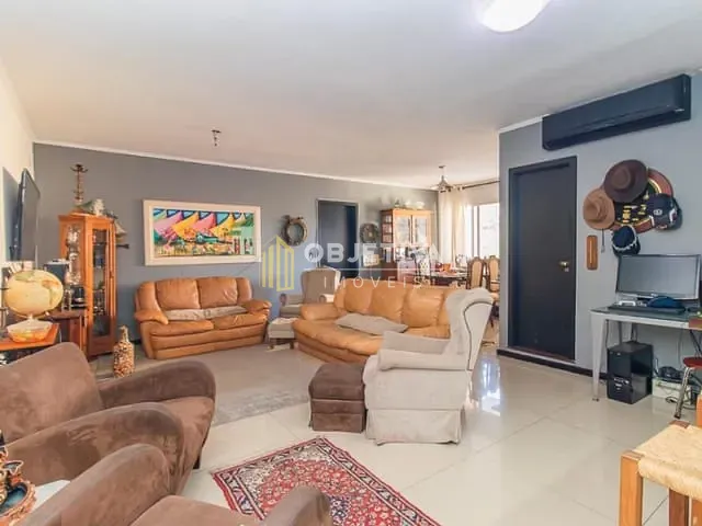 Apartamento 3 quartos e 2 banheiros, à venda, no bairro Moinhos de Vento em Porto Alegre