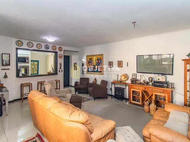 Apartamento 3 quartos e 2 banheiros, à venda, no bairro Moinhos de Vento em Porto Alegre