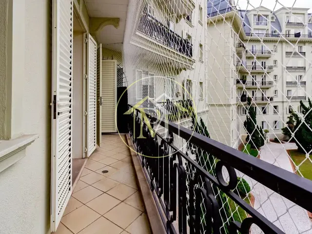 Apartamento 4 quartos e 6 banheiros, para alugar, no bairro Jardim Leonor em São Paulo