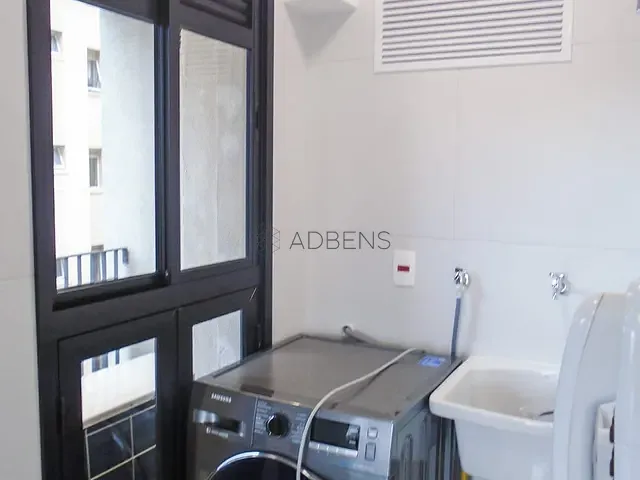 Apartamento 2 quartos e 2 banheiros, para alugar, no bairro Pinheiros em São Paulo